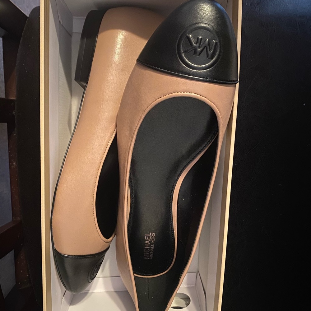 Michael Kors Ballet Flats Size 9